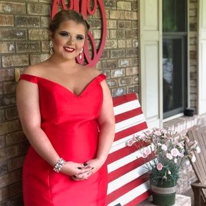 Meet your Posher, Kayli